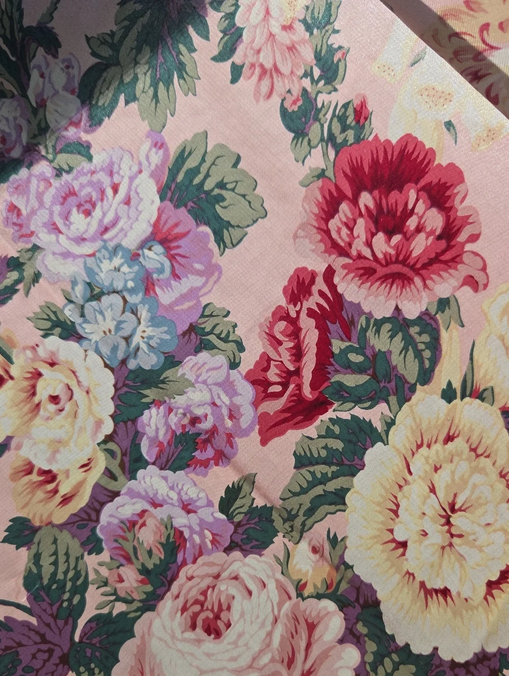 Vintage Club 7 Echo Womens Vintage 90s Square Scarf/ Top  Pink Floral  Light